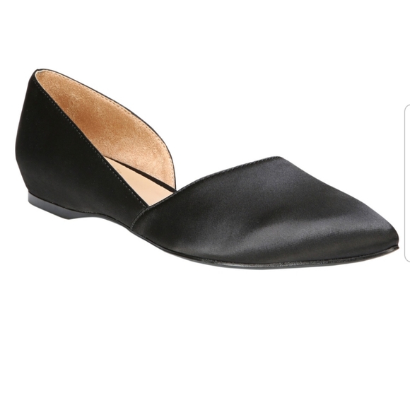 Naturalizer Shoes - 🆕️ NATURALIZER Samantha Satin Flats